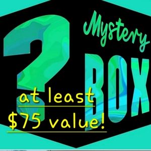 $75+ Value NEW Bath,Beauty,Makeup! Box of Surprises!